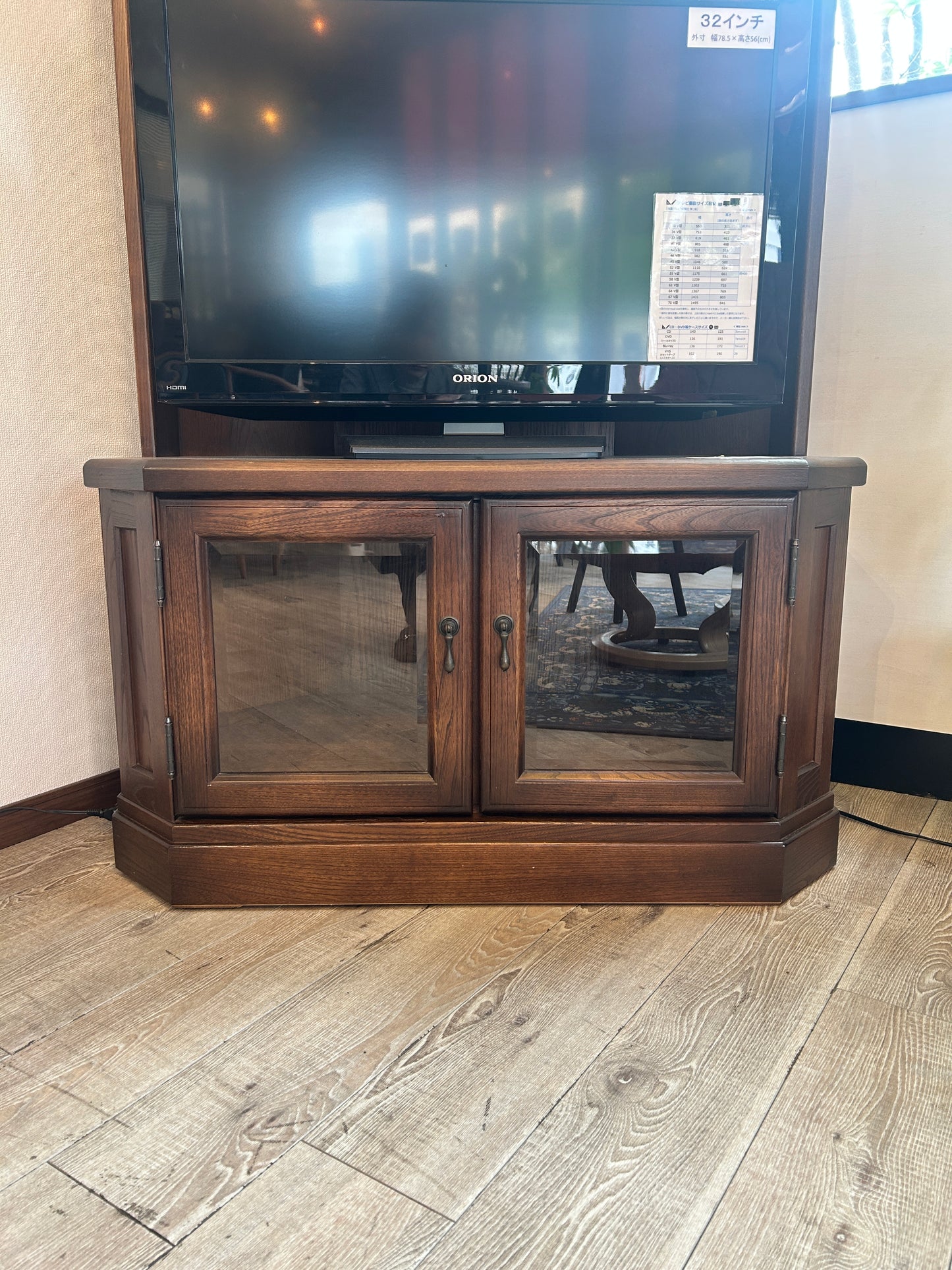 コーナーTV台上置き付