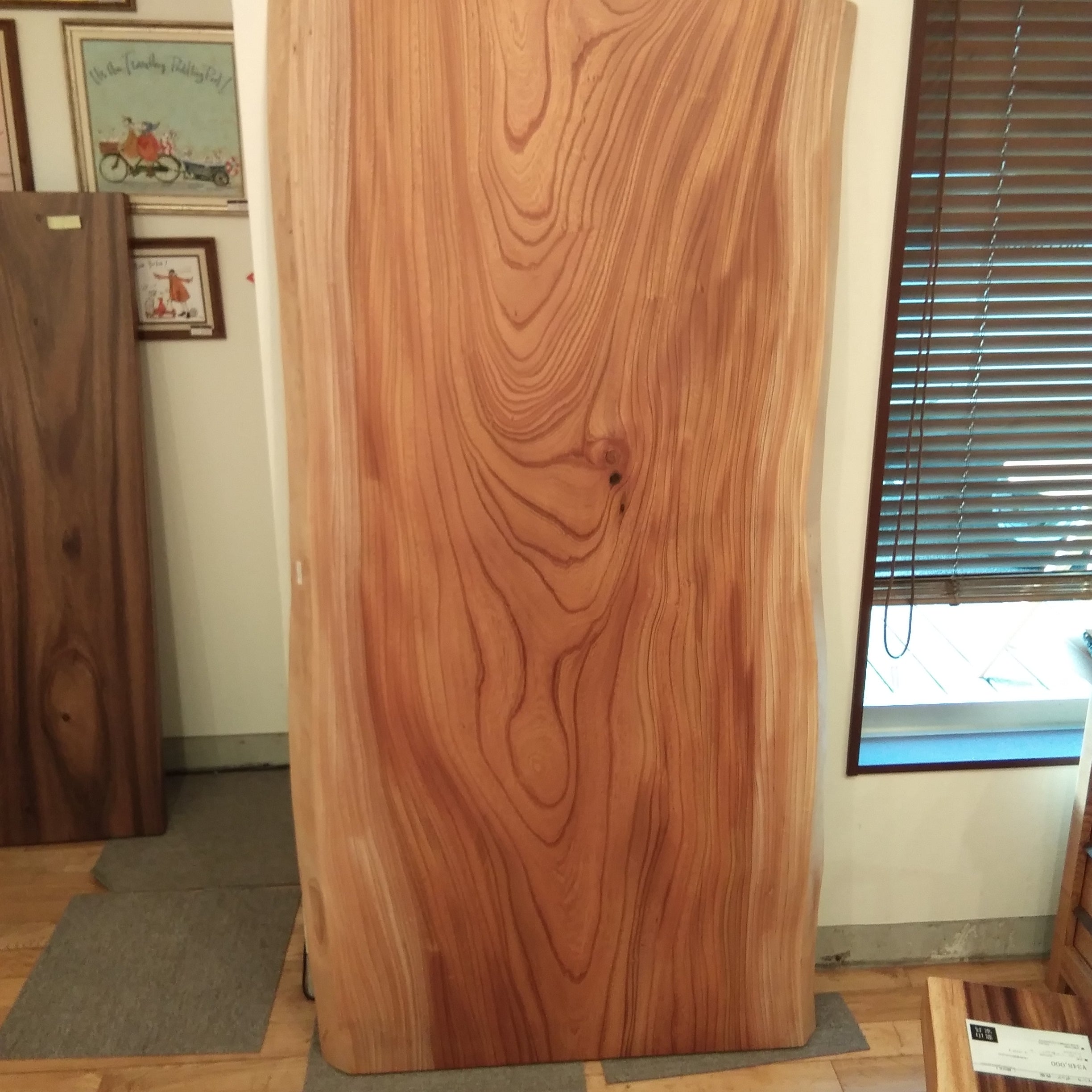 【極美品】葉山家具 白木 天然木デスク 一枚板 一枚板 – 葉山ガーデンオンラインショップ